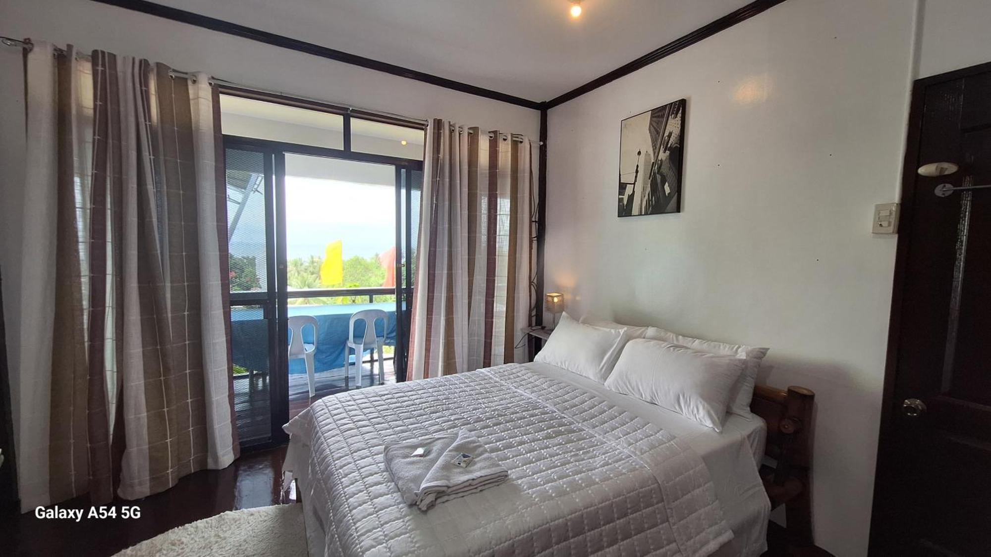 Island Samal Overlooking View House With Swimming Pools San Antonio  Экстерьер фото